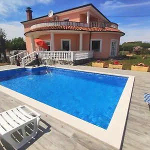 App Margareta Apartment